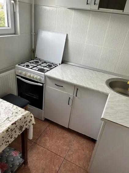 Garsonieră decomandată în Micălaca