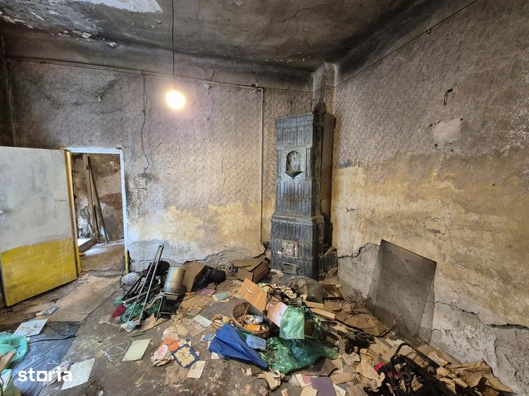 Casă cu 3 camere cu Teren 140 Mp în Parcul Carol