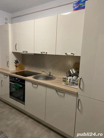 Apartament cu 4 camere decomandat în Bucovina