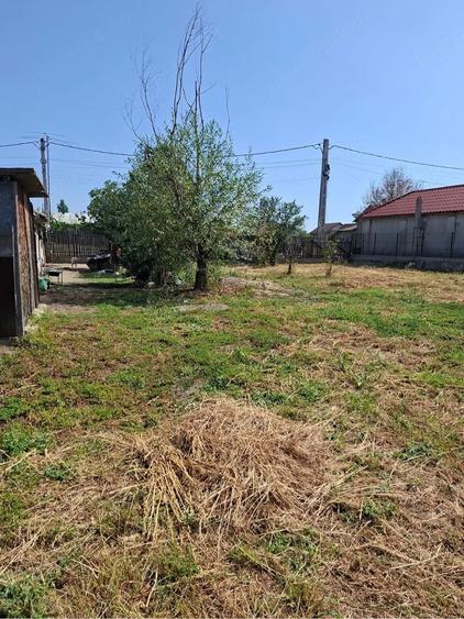 Casă cu 2 camere cu Teren 766 Mp în Poroschia