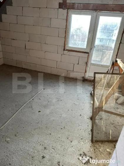 Casă cu 5 camere cu Teren 1000 Mp în Central