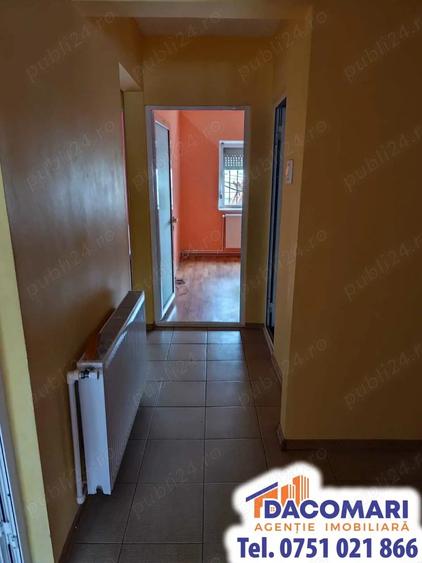 Apartament cu 4 camere decomandat în Dunărea