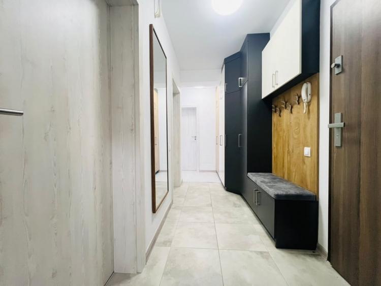 Apartament cu 3 camere, mobilat în Pipera