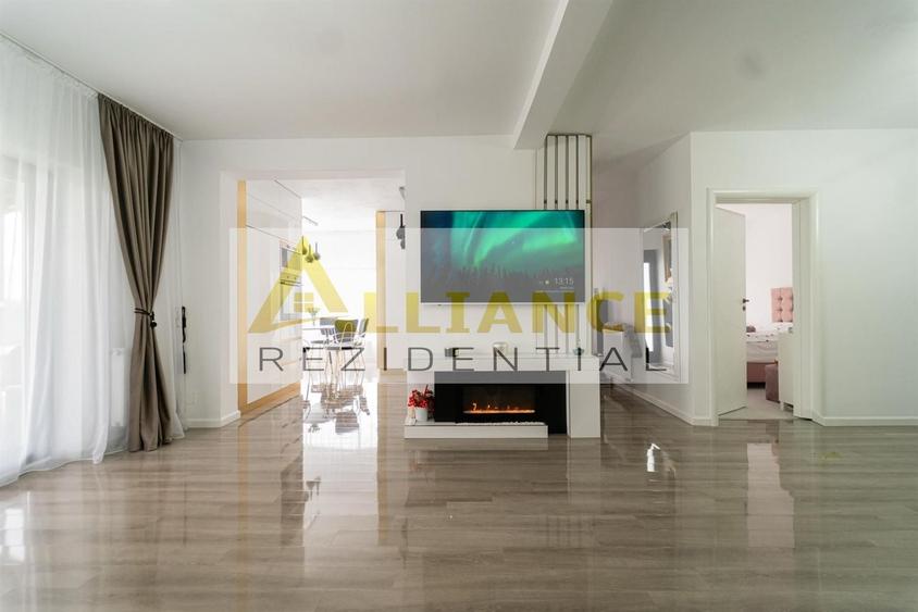 Casă individuală cu 4 camere decomandat cu Canalizare în Frumușani