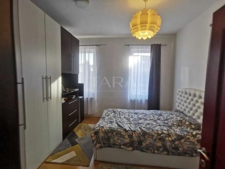 Apartament cu 4 camere semidecomandat, mobilat în Andrei Mureșanu