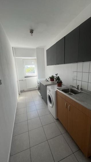 Garsonieră decomandată în Vitan