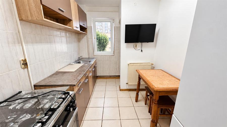 Apartament cu 2 camere semidecomandat, mobilat în Griviței