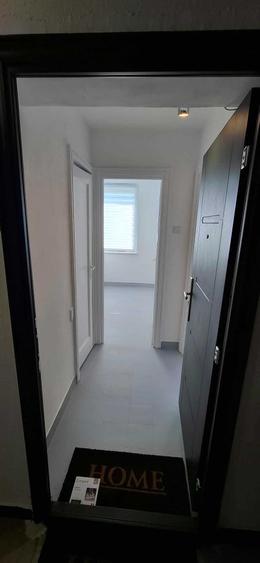 Apartament cu 2 camere semidecomandat în Gara de Nord