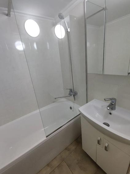 Apartament cu 2 camere decomandat în Giulești