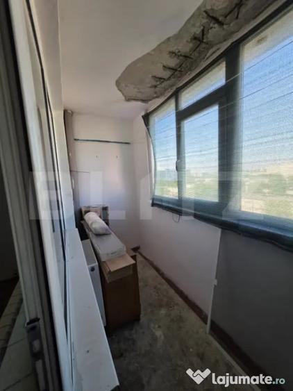 Apartament cu 2 camere,57 mp decomandat, zona Micro 19 - 12