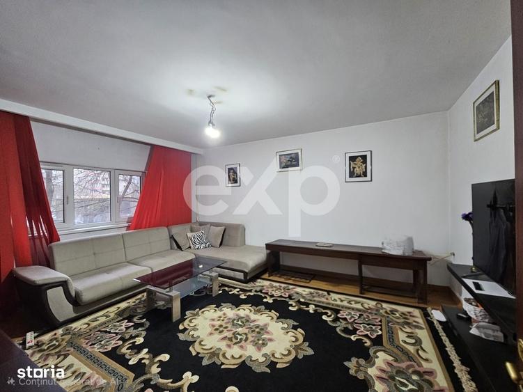 Apartament cu 4 camere decomandat în Nerva Traian