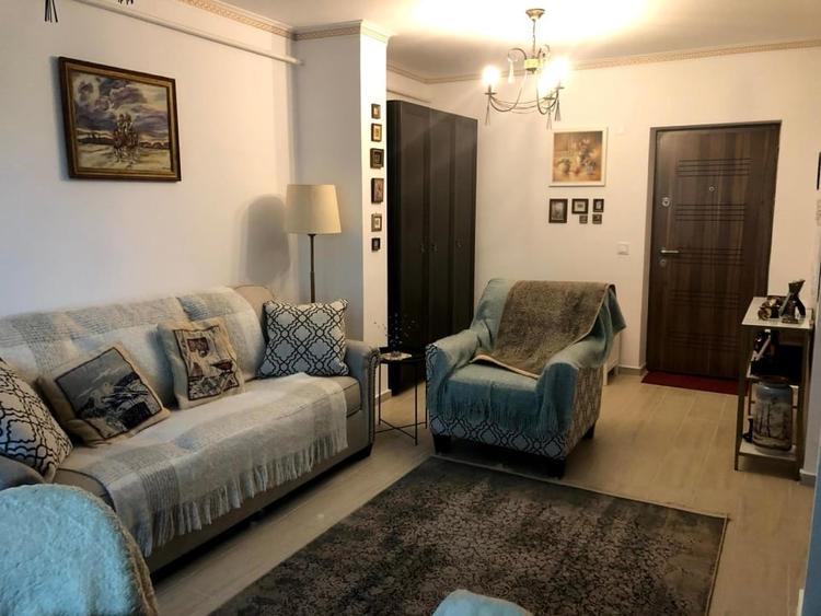 Apartament cu 2 camere decomandat, mobilat în Craiovița Nouă