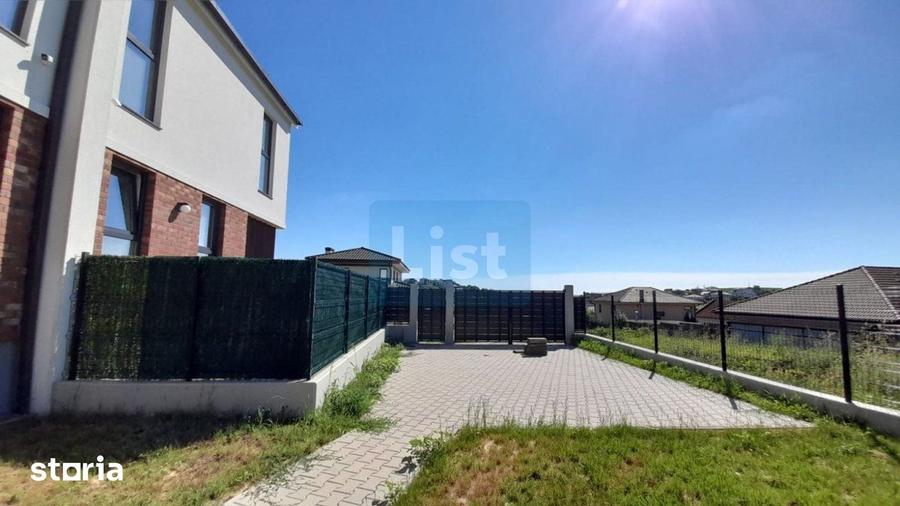 Casă cu 4 camere cu Teren 500 Mp în Apahida
