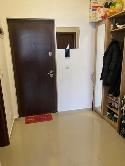 Garsonieră decomandată în Dobroești