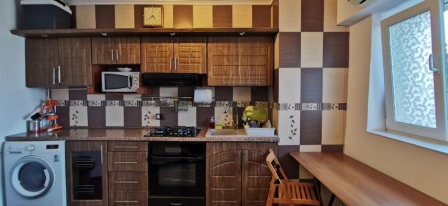 Apartament cu 2 camere decomandat în Ștefan cel Mare