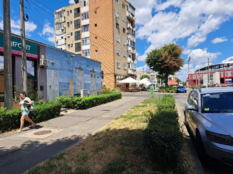 Spațiu comercial, 100 mp în Arad