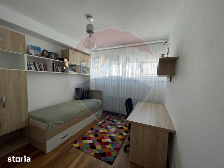Apartament cu 3 camere în Terezian
