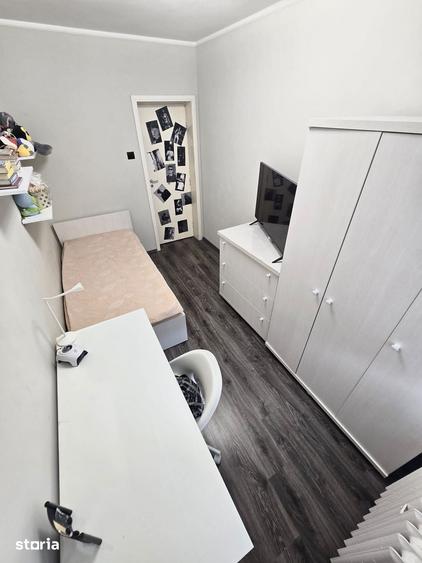 Apartament cu 4 camere decomandat în Burdea