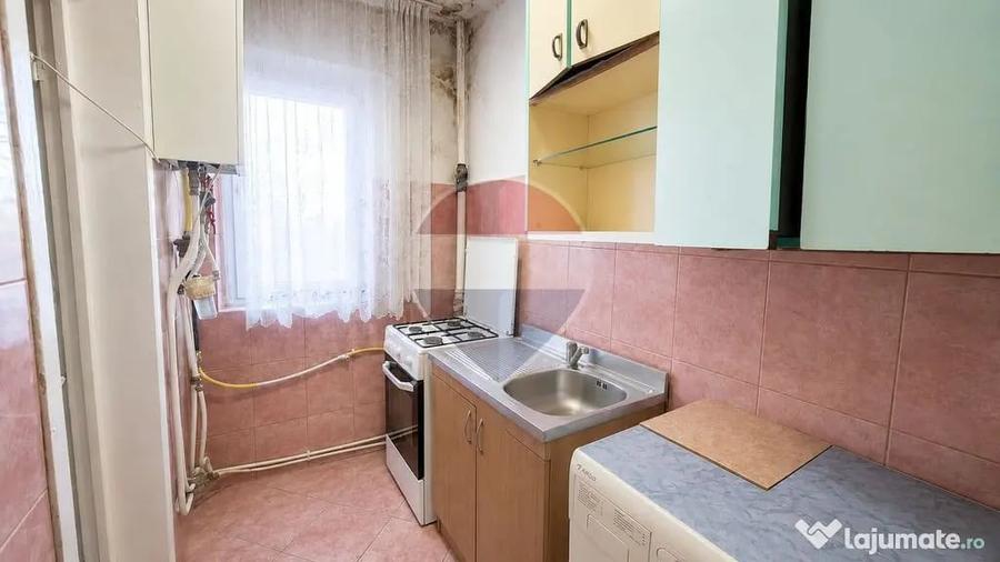 Apartament cu 2 camere nedecomandat în Central