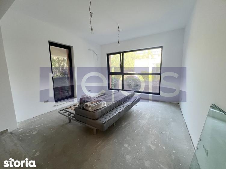 Apartament cu 2 camere decomandat în Crângași