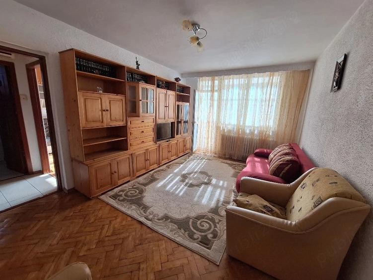 Apartament cu 2 camere semidecomandat în Ultracentral