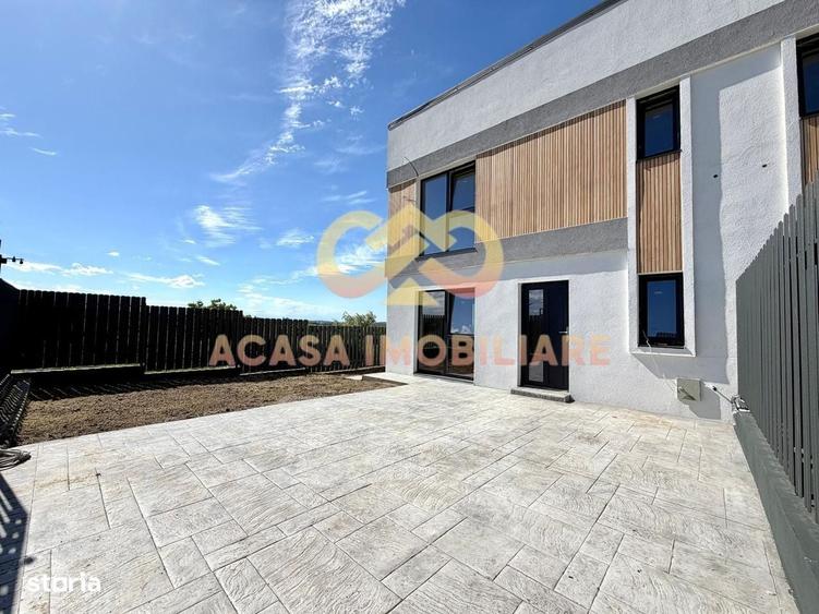 Casă cu 4 camere decomandat cu Teren 230 Mp în Bârnova