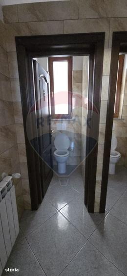 Spațiu comercial, de 320 mp, în Central