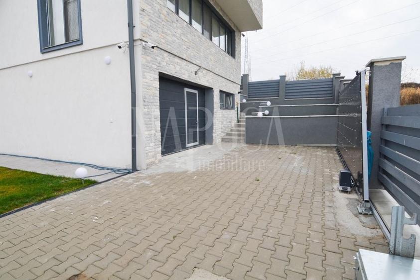 Duplex cu 4 camere cu Canalizare în Mănăștur