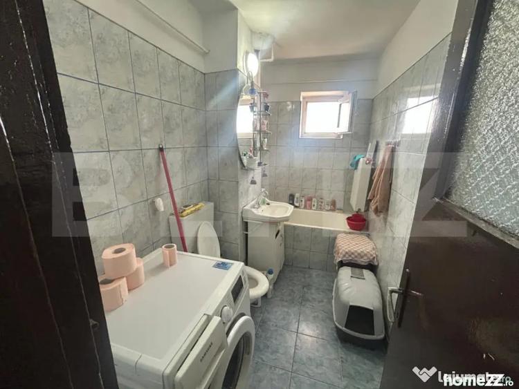 Apartament 3 camere, decomandat, 66 mp, zona Micro 5 - 6
