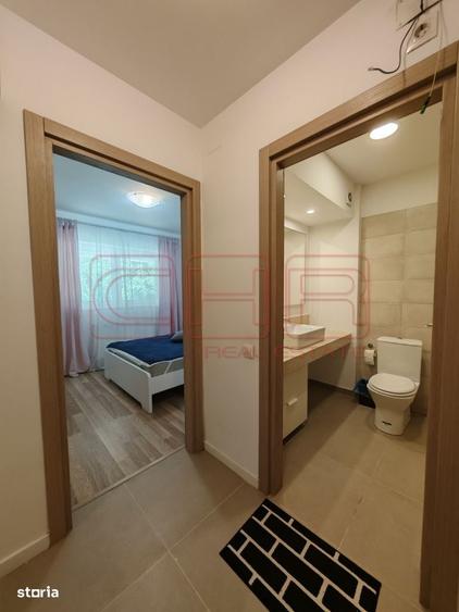 Apartament cu 2 camere decomandat în Politehnica