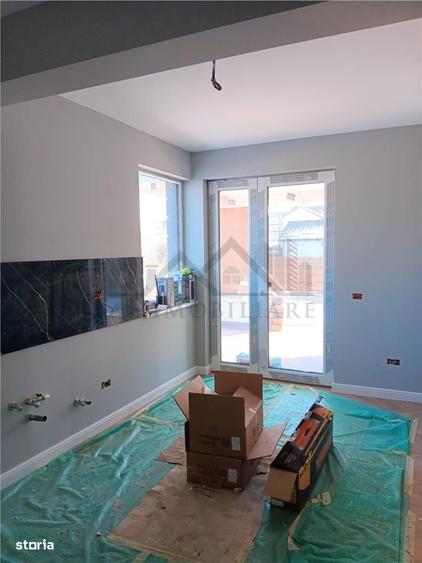 Casă cu 4 camere cu Canalizare în Valea Ursului