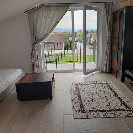 Apartament cu 2 camere decomandat în Primăverii