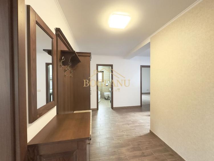Casă individuală cu 6 camere cu Canalizare în Chișoda