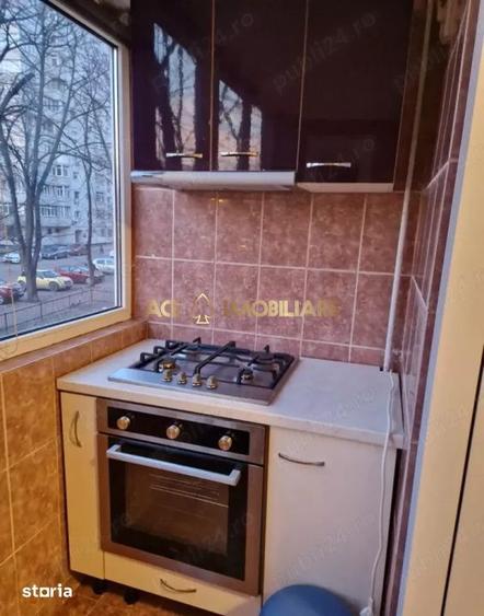 Apartament cu 3 camere, mobilat în Titan