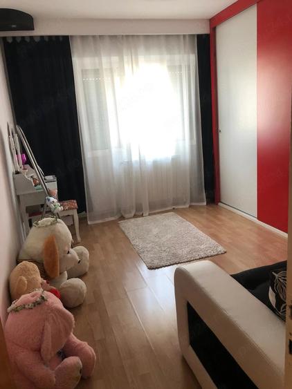 Apartament cu 2 camere decomandat în Buzaului