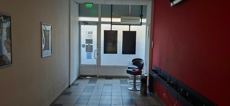Spațiu comercial, de 64 mp, în Olteniței