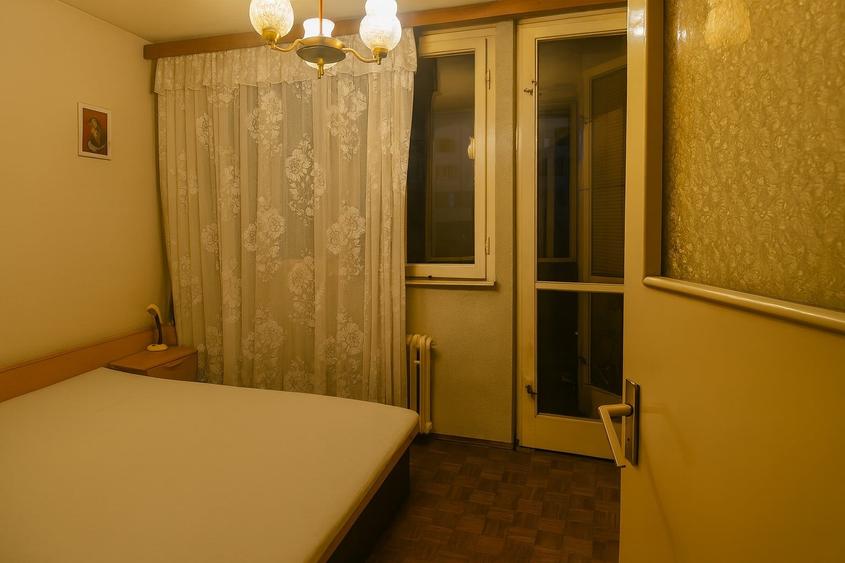 Apartament cu 2 camere decomandat în Sala Palatului