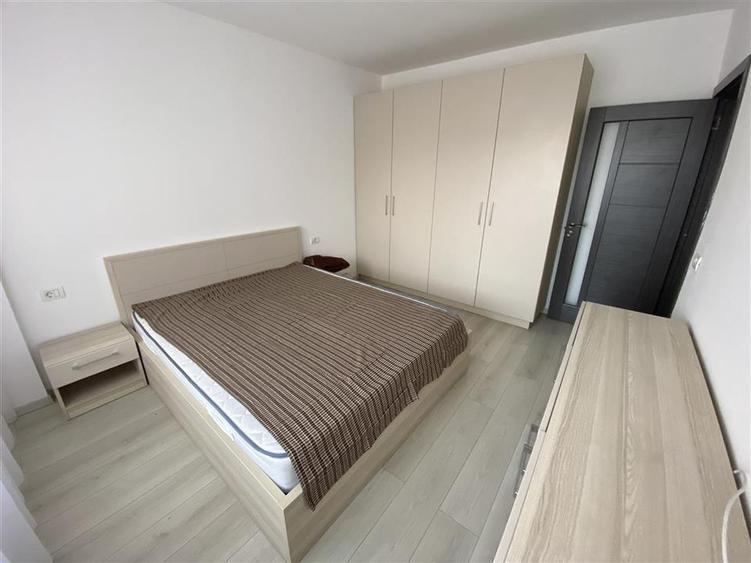 Apartament cu 2 camere decomandat, mobilat în Brăilei