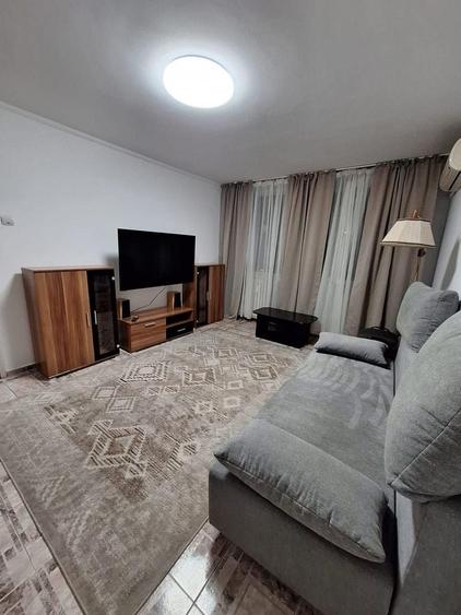 Inchiriere apartament cu 3 camere sector 4 - 7