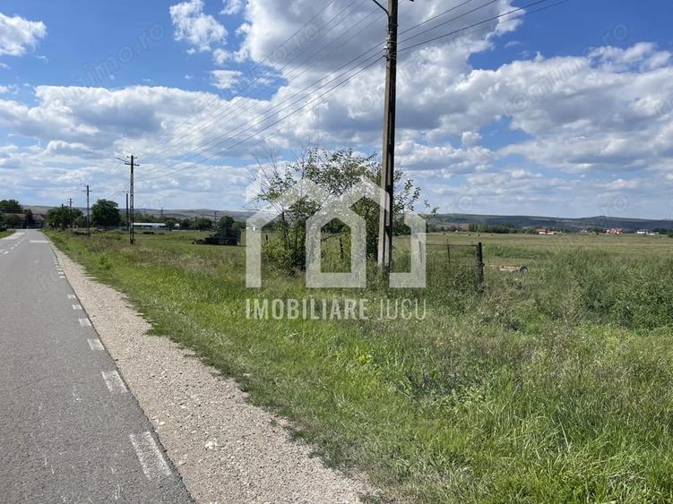 Teren de 1000 mp, în Jucu