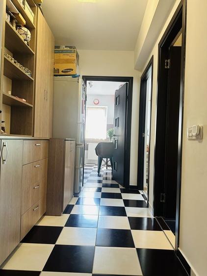 Apartament cu 2 camere decomandat în Florești