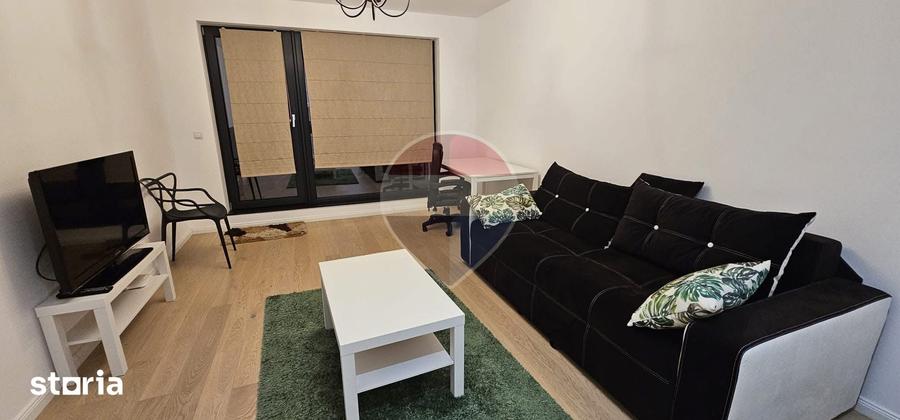 Apartament cu 2 camere decomandat în Centrul Istoric