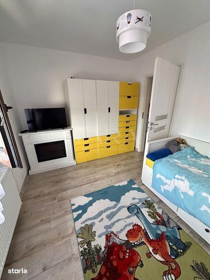 Apartament cu 3 camere, mobilat în Florești — fotografia 3