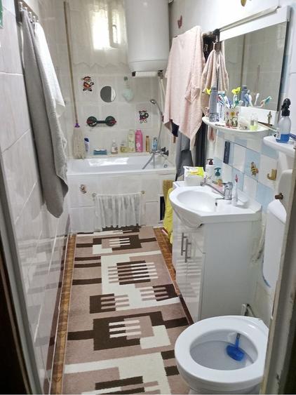 Apartament cu 2 camere decomandat în Vitan