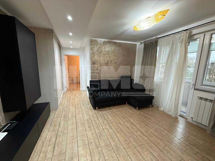 Apartament cu 2 camere decomandat în Central