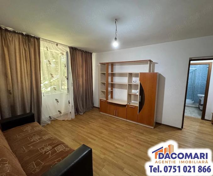 Apartament cu 2 camere semidecomandat în Micro 17