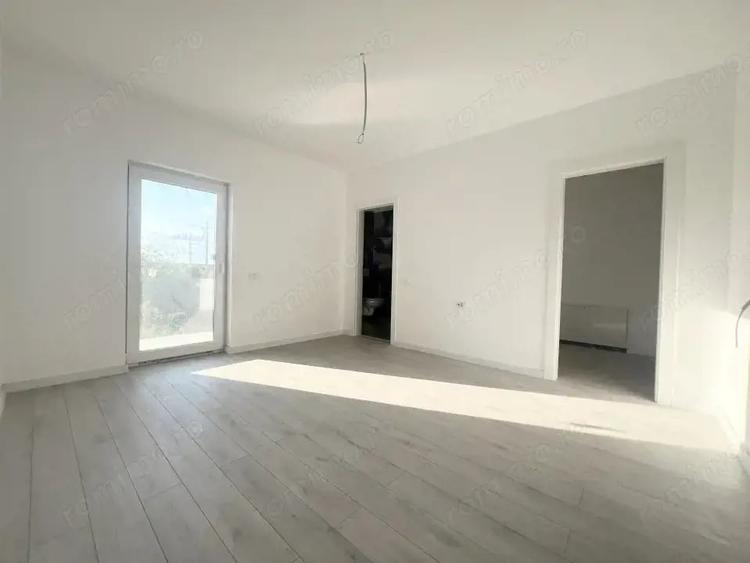 Casă cu 5 camere cu Teren 302 Mp în Giarmata