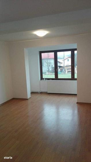 Casă cu 4 camere în Vișea