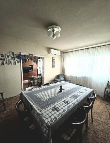 Apartament cu 5 camere decomandat în Tomis Nord