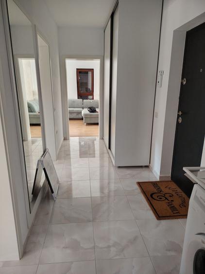 Apartament cu 2 camere decomandat, mobilat în Sânpetru